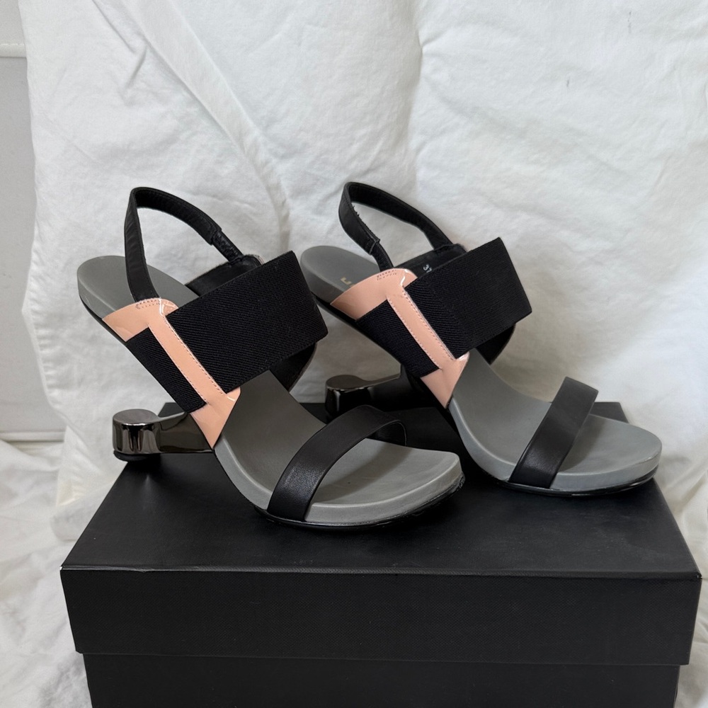 United Nude Eamz Maki Black and Pink Heeled Sandals